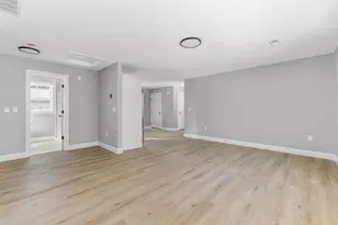 4 Riverside Ave, Taunton, MA 02780 - Photo 27