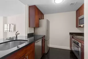 8 Museum Way, Cambridge, MA 02141 - Photo 11