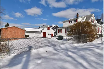 76 Joy St, Chicopee, MA 01013 - Photo 37