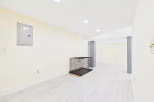 72 Ocean View Ave, Swansea, MA 02777 - Photo 23