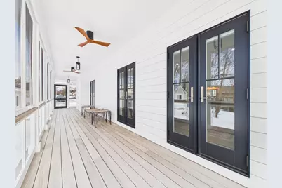 72 Ocean View Ave, Swansea, MA 02777 - Photo 17