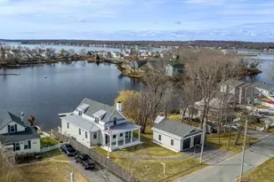 72 Ocean View Ave, Swansea, MA 02777 - Photo 1