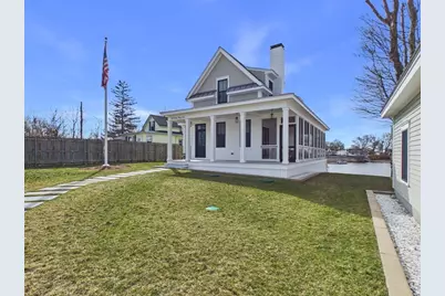 72 Ocean View Ave, Swansea, MA 02777 - Photo 5