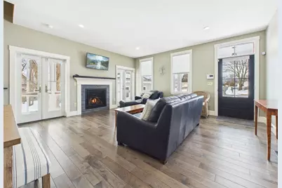 72 Ocean View Ave, Swansea, MA 02777 - Photo 17