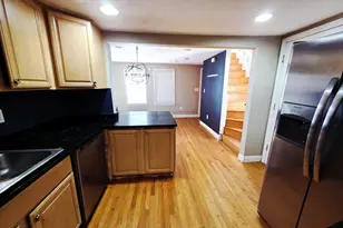 37 Harvard St, Everett, MA 02149 - Photo 7