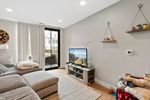 9 Central St, Somerville, MA 02143 - Photo 3