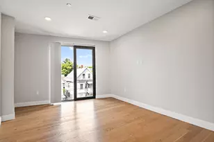 9 Central St, Somerville, MA 02143 - Photo 9