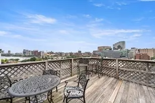 106 Myrtle St, Boston, MA 02114 - Photo 13