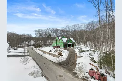 90 Windstone Dr, Northbridge, MA 01534 - Photo 3