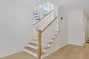206 W Main St, Georgetown, MA 01833 - Photo 9