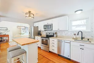 58 Douglas Dr, Bellingham, MA 02019 - Photo 5