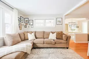 58 Douglas Dr, Bellingham, MA 02019 - Photo 3