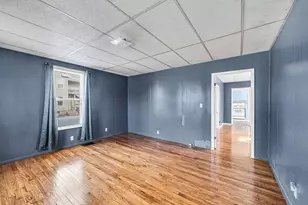 45 Hastings St, Chicopee, MA 01020 - Photo 3