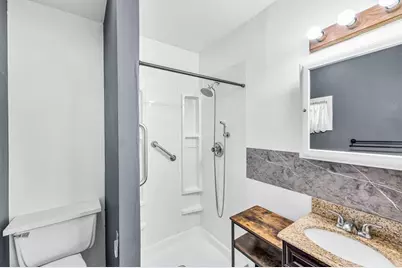 45 Hastings St, Chicopee, MA 01020 - Photo 13