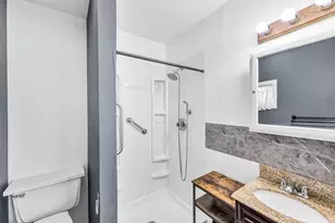 45 Hastings St, Chicopee, MA 01020 - Photo 13