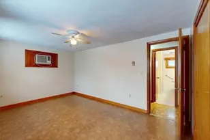 29 Lincoln St, Agawam, MA 01030 - Photo 9