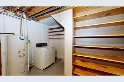 29 Lincoln St, Agawam, MA 01030 - Photo 33