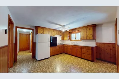 29 Lincoln St, Agawam, MA 01030 - Photo 3
