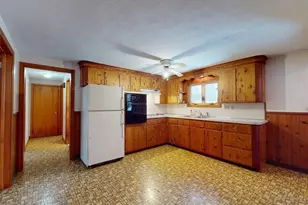 29 Lincoln St, Agawam, MA 01030 - Photo 3