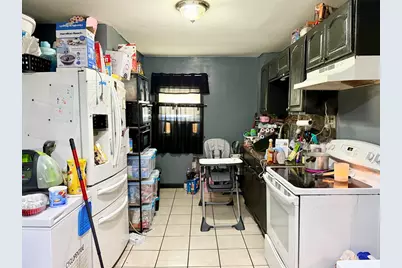 21 Mott St, Worcester, MA 01604 - Photo 13