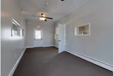 7 Elm St #C1, Townsend, MA 01469 - Photo 5