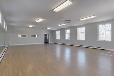 7 Elm St #D, Townsend, MA 01469 - Photo 9