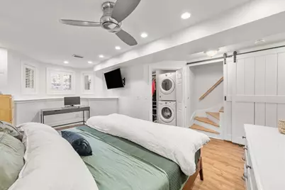 691 East 8th Street #1, Boston, MA 02127 - Photo 17