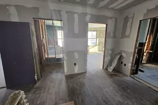 15 Buel St, Pittsfield, MA 01201 - Photo 13