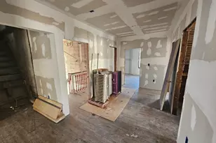 15 Buel St, Pittsfield, MA 01201 - Photo 3