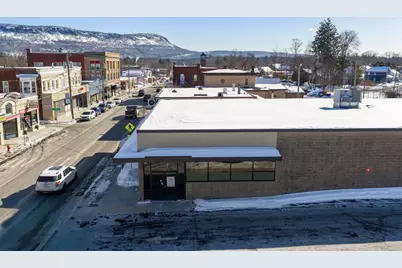 32 Union St., Easthampton, MA 01027 - Photo 5