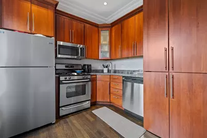 7 Stillman Pl #9, Boston, MA 02113 - Photo 3