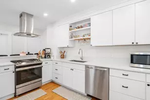 54-56 South St, Waltham, MA 02453 - Photo 3