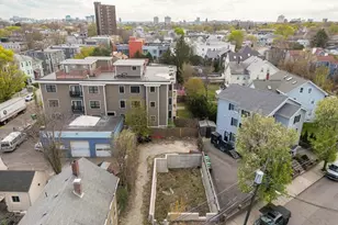 10 Oak St, Somerville, MA 02143 - Photo 3