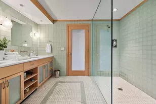 126 Commonwealth Ave, Boston, MA 02116 - Photo 19