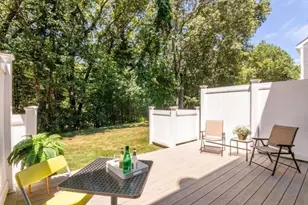 1307 Lagrange, Boston, MA 02467 - Photo 31