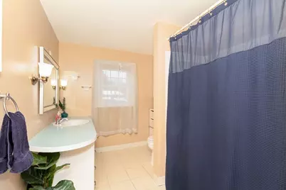 1391 Pond St, Franklin, MA 02038 - Photo 17