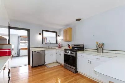 1391 Pond St, Franklin, MA 02038 - Photo 11