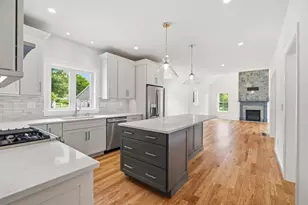 252 Concord Rd, Westford, MA 01886 - Photo 9