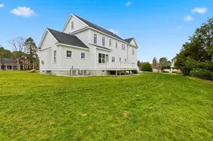 252 Concord Rd, Westford, MA 01886 - Photo 5