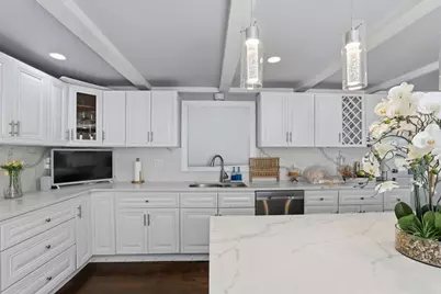 155 York St, Stoughton, MA 02072 - Photo 7