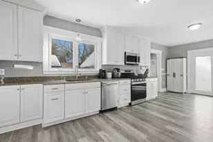 41 Brookdale Ave, Methuen, MA 01844 - Photo 9