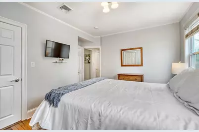 216-220 Newtonville Ave #218, Newton, MA 02460 - Photo 15