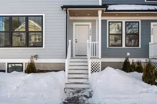 298 Cabot, Newton, MA 02460 - Photo 3