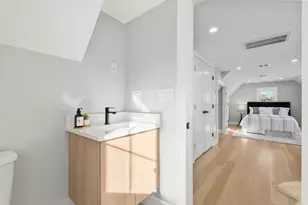 298 Cabot, Newton, MA 02460 - Photo 29