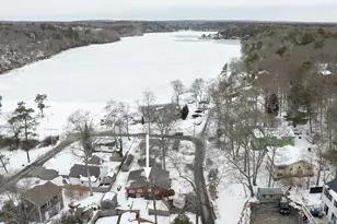 24 E Rd, Mashpee, MA 02649 - Photo 9