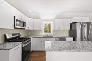 146 Miller St, Middleborough, MA 02346 - Photo 5