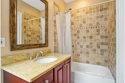 34 Clark #9, Boston, MA 02109 - Photo 3