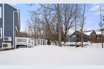 32 Goddard Memorial Dr, Worcester, MA 01603 - Photo 17