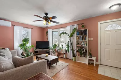 32 Goddard Memorial Dr, Worcester, MA 01603 - Photo 5