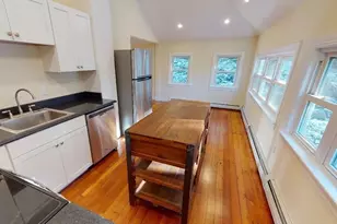 17 Lyndale Ave, Gloucester, MA 01930 - Photo 3